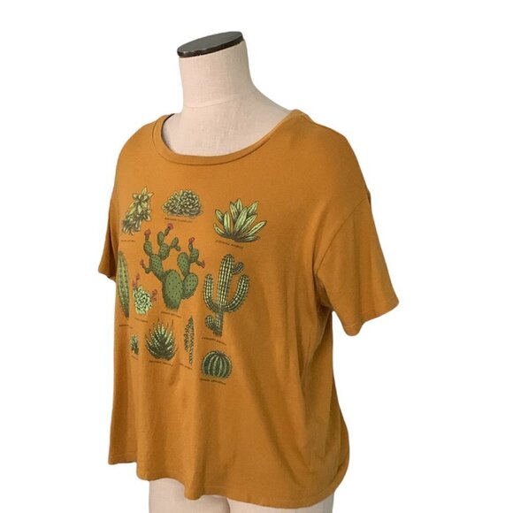 Fifth Sun Juniors Sz XXL Gold T-shirt Southwest Green Cactus Succulents #230G - Picture 4 of 6
